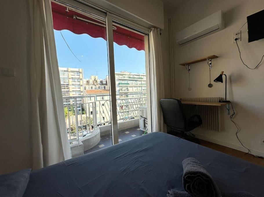 Appartement Avec 4 Chambres Doubles - Proche De La Mer, Des Transports Et De La Promenade Des Anglais نيس المظهر الخارجي الصورة