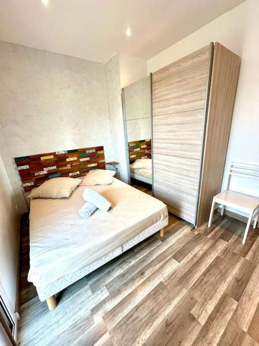 Appartement Avec 4 Chambres Doubles - Proche De La Mer, Des Transports Et De La Promenade Des Anglais نيس المظهر الخارجي الصورة
