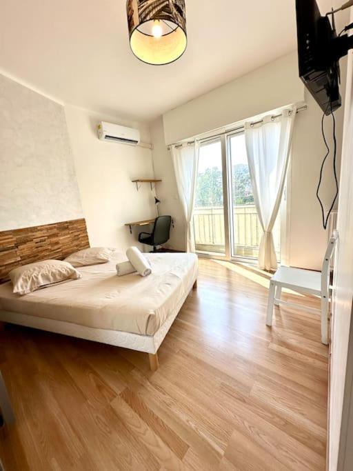 Appartement Avec 4 Chambres Doubles - Proche De La Mer, Des Transports Et De La Promenade Des Anglais نيس المظهر الخارجي الصورة