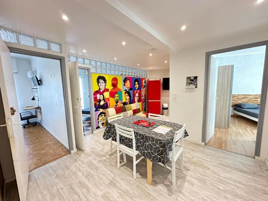 Appartement Avec 4 Chambres Doubles - Proche De La Mer, Des Transports Et De La Promenade Des Anglais نيس المظهر الخارجي الصورة
