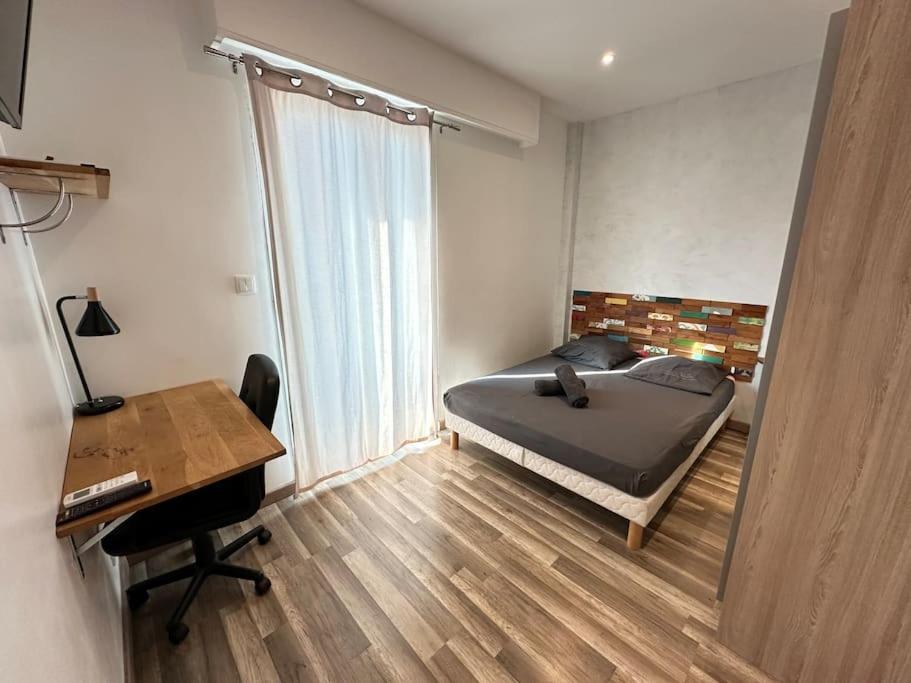 Appartement Avec 4 Chambres Doubles - Proche De La Mer, Des Transports Et De La Promenade Des Anglais نيس المظهر الخارجي الصورة